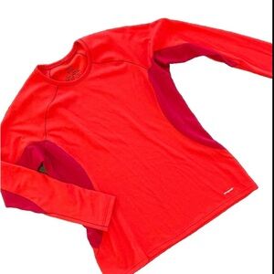 NWOT Patagonia Capilene Midweight Top in Bright Red L